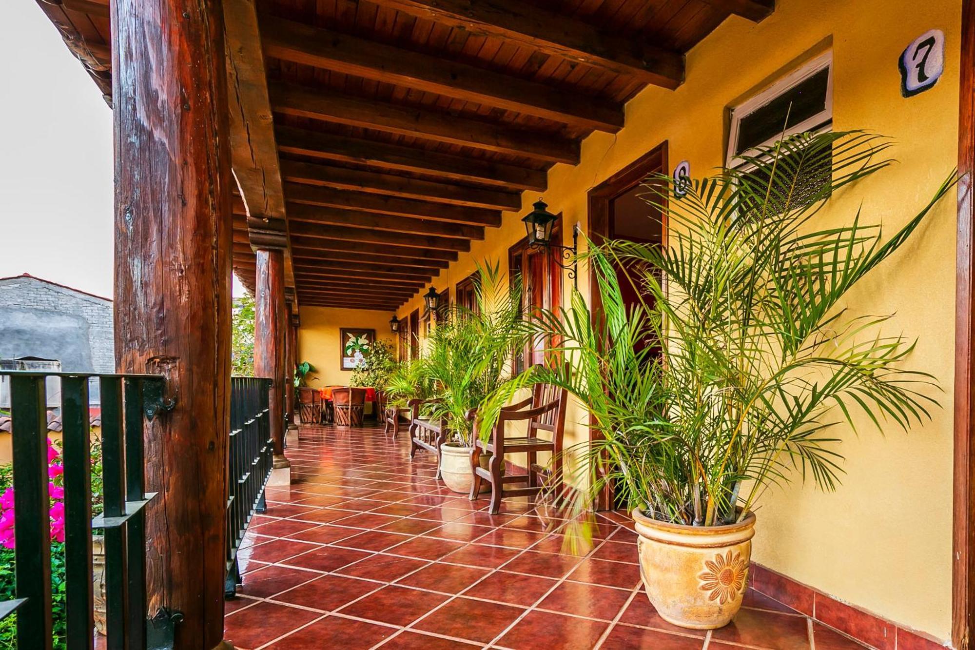 Oyo Posada De Los Angeles, Pátzcuaro Exterior foto